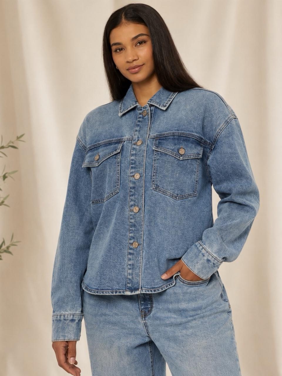 Nwt Edited By Remi Bader Women’s Denim Button Front Jacket Shirt Large
